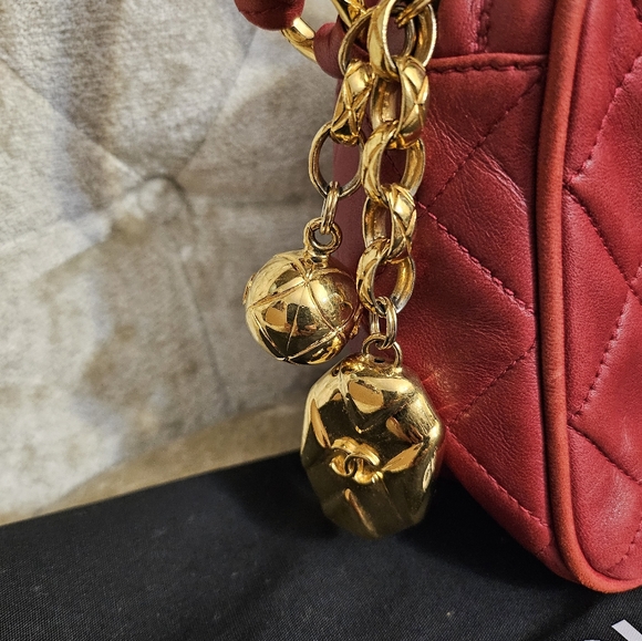 (SOLD)Rare Authentic Vintage Chanel red camera bag with charms. - Picture 6 of 16
